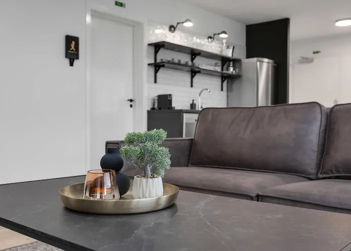 Spacious 3Bedroom Apartment On Rainbow Street