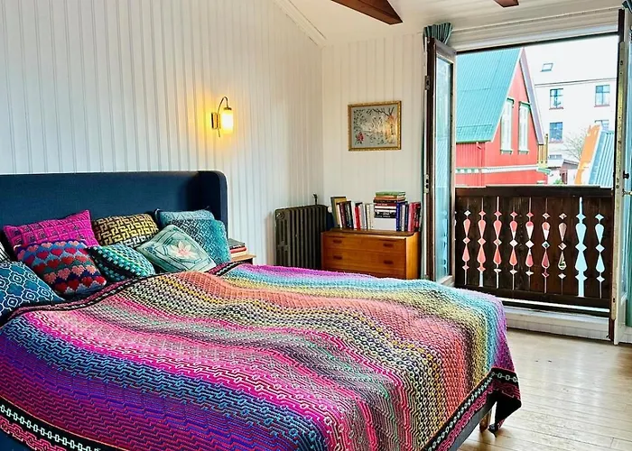 Cosy House In The Heart Of Downtown Reykjavik - Birta Rentals