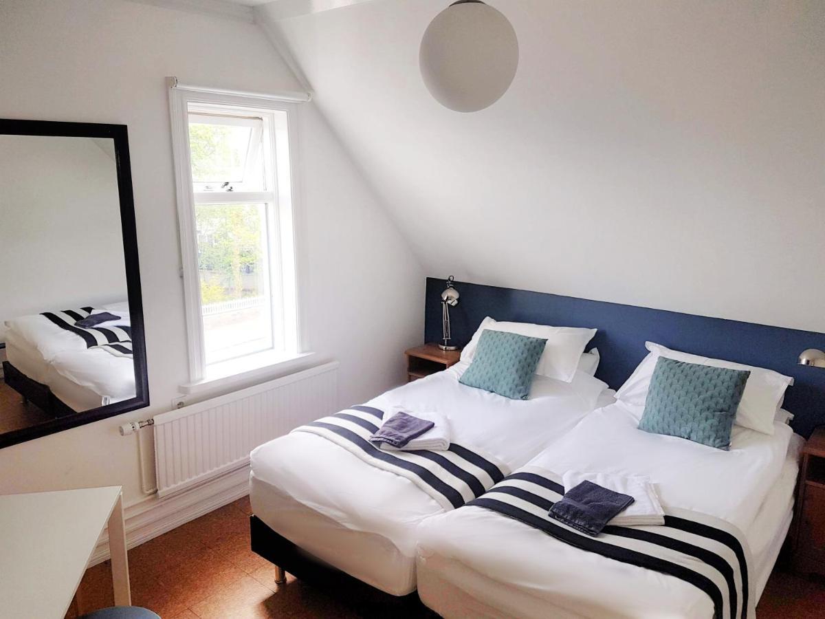 Hostel Refurinn *