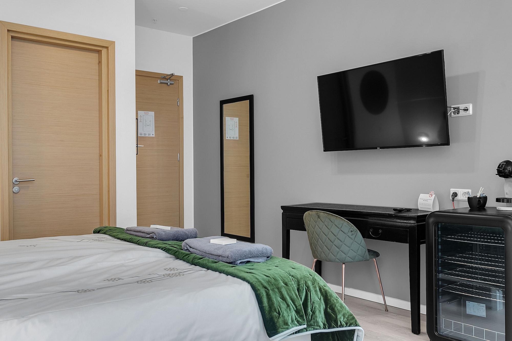 Center Hotel 3*
