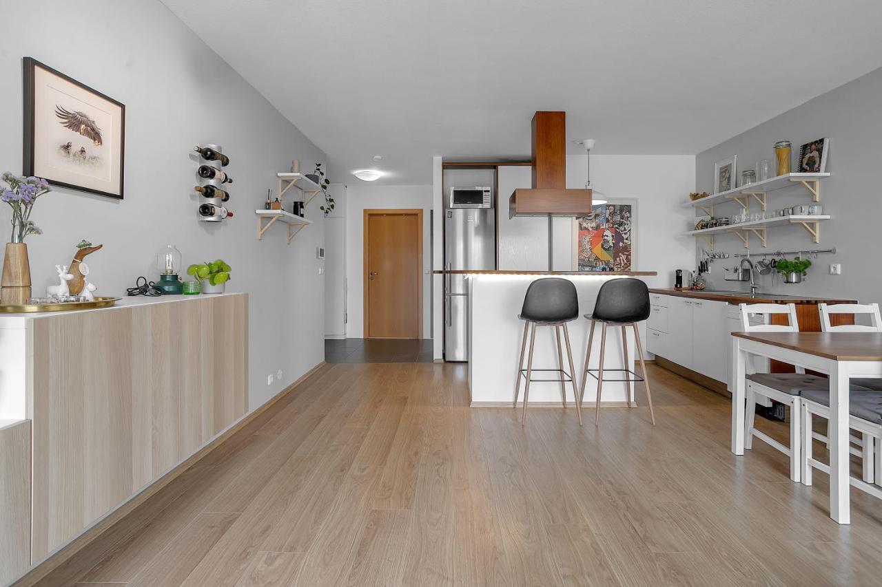 Downtown Reykjavik Apartment - Amazing Garden View * Reykjavík