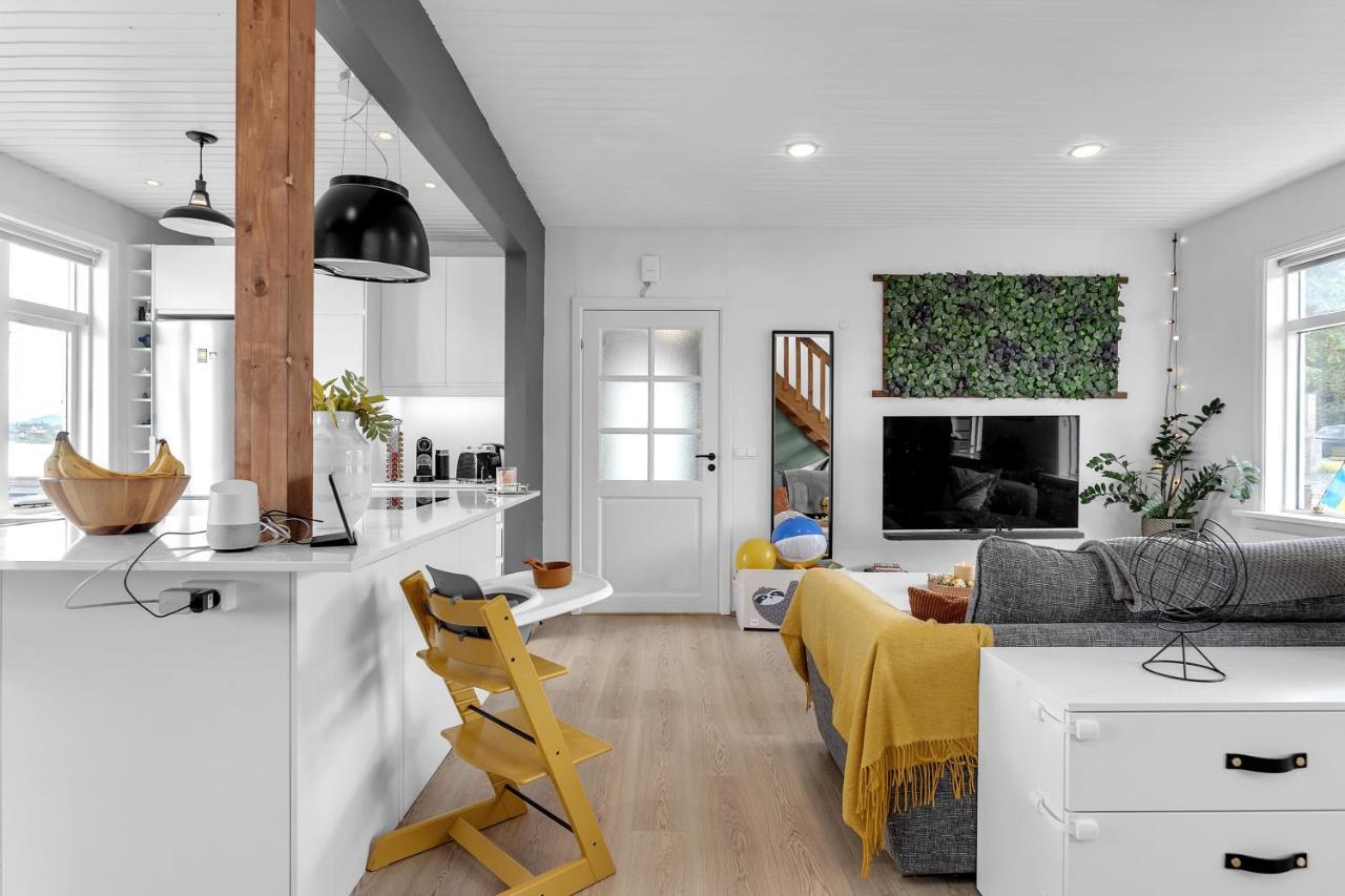 Cosy 3-bedroom Family Friendly Apartment *