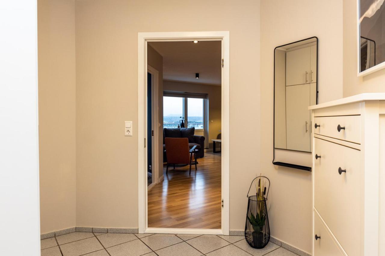 Apartment Cozy With A View *