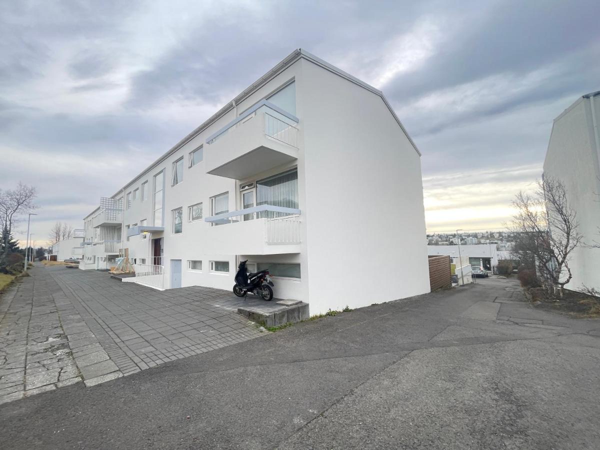 Appartement Modern And Centrally Located 3bedr In *