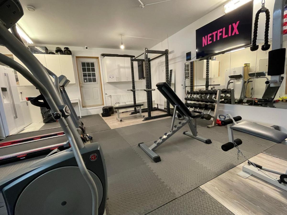 4-bedroom With Private Gym And Hot-tub