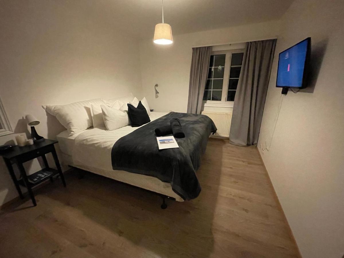 4-bedroom With Private Gym And Hot-tub Villa
