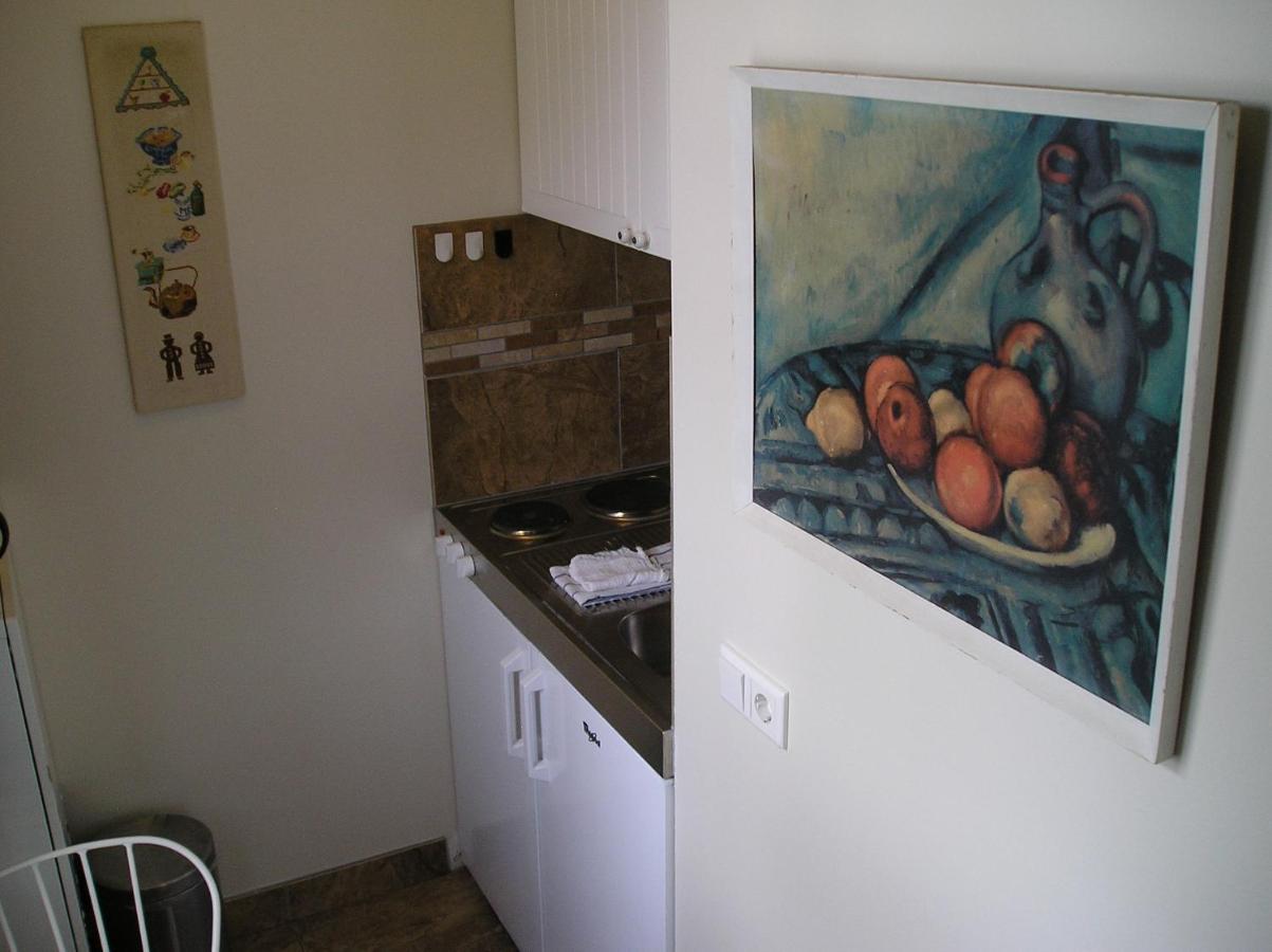 Three Sisters Apartment