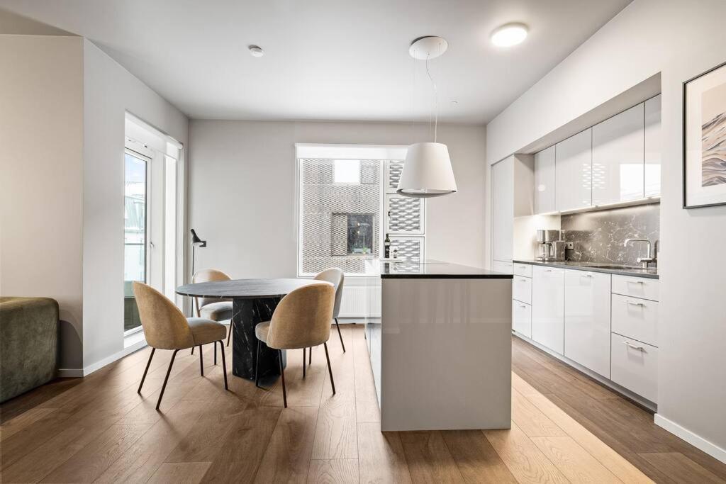Apartment Private Lux 2br & 2ba Center With Free Parking Reykjavik