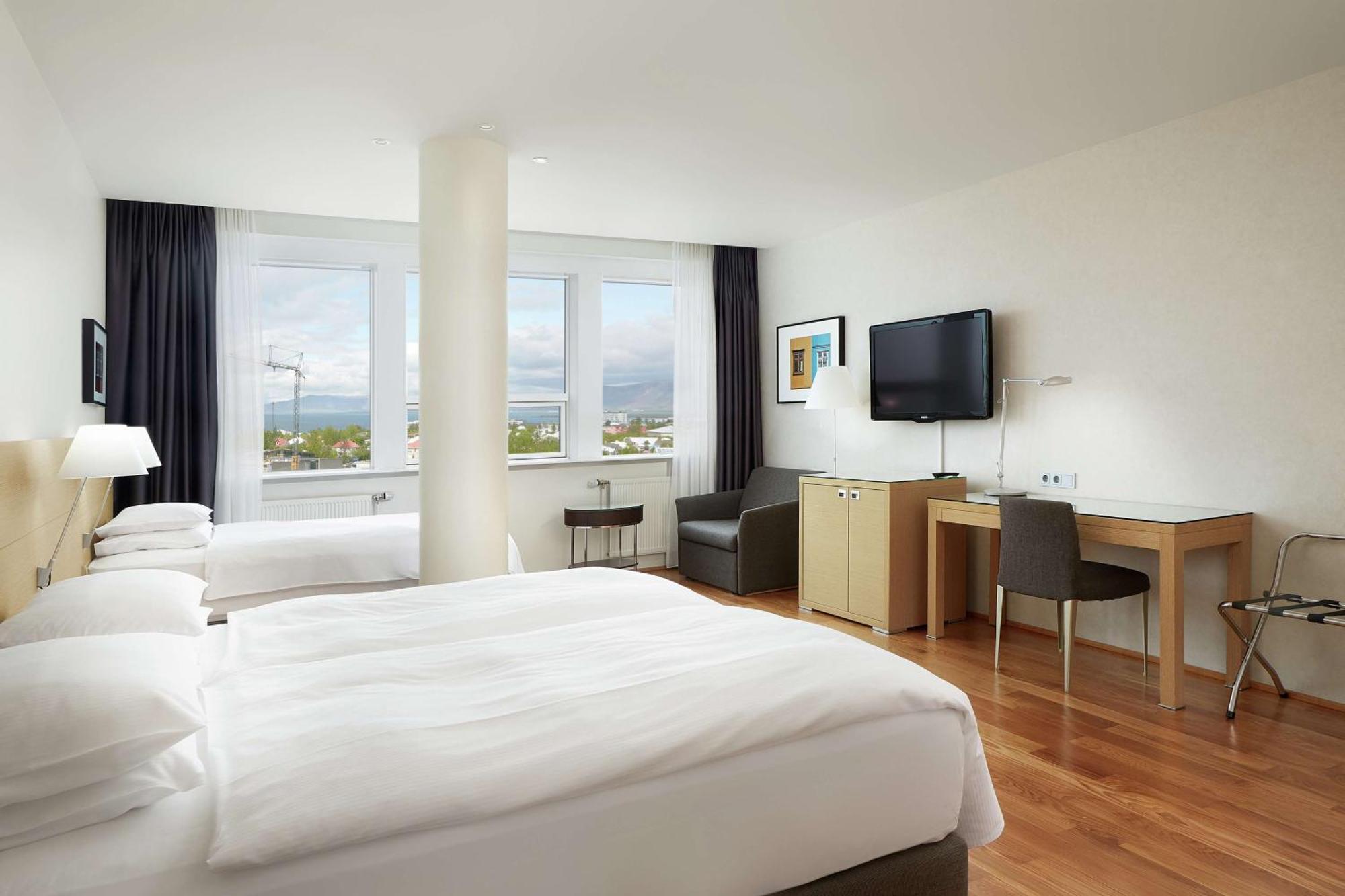 Hilton Nordica Hotel 4*