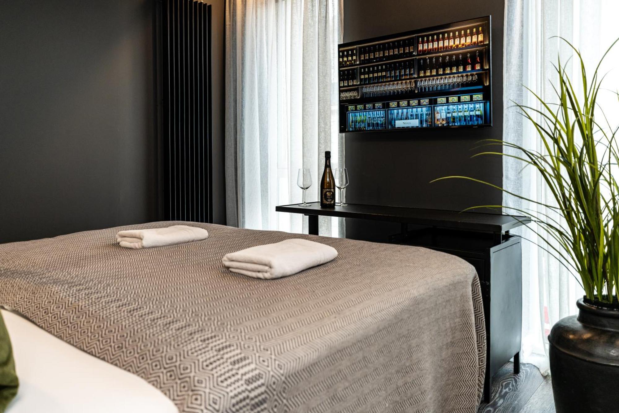 Vintage Aparthotel