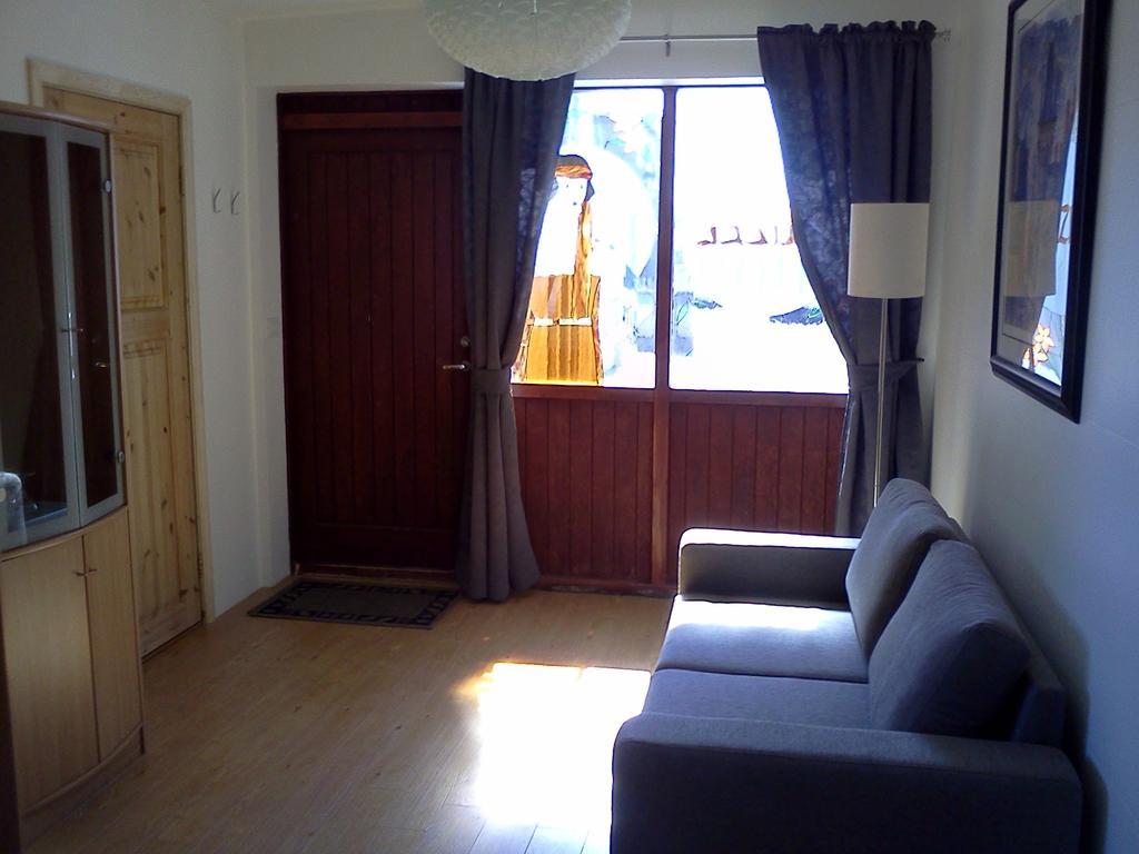 32 Tungata Apartment *