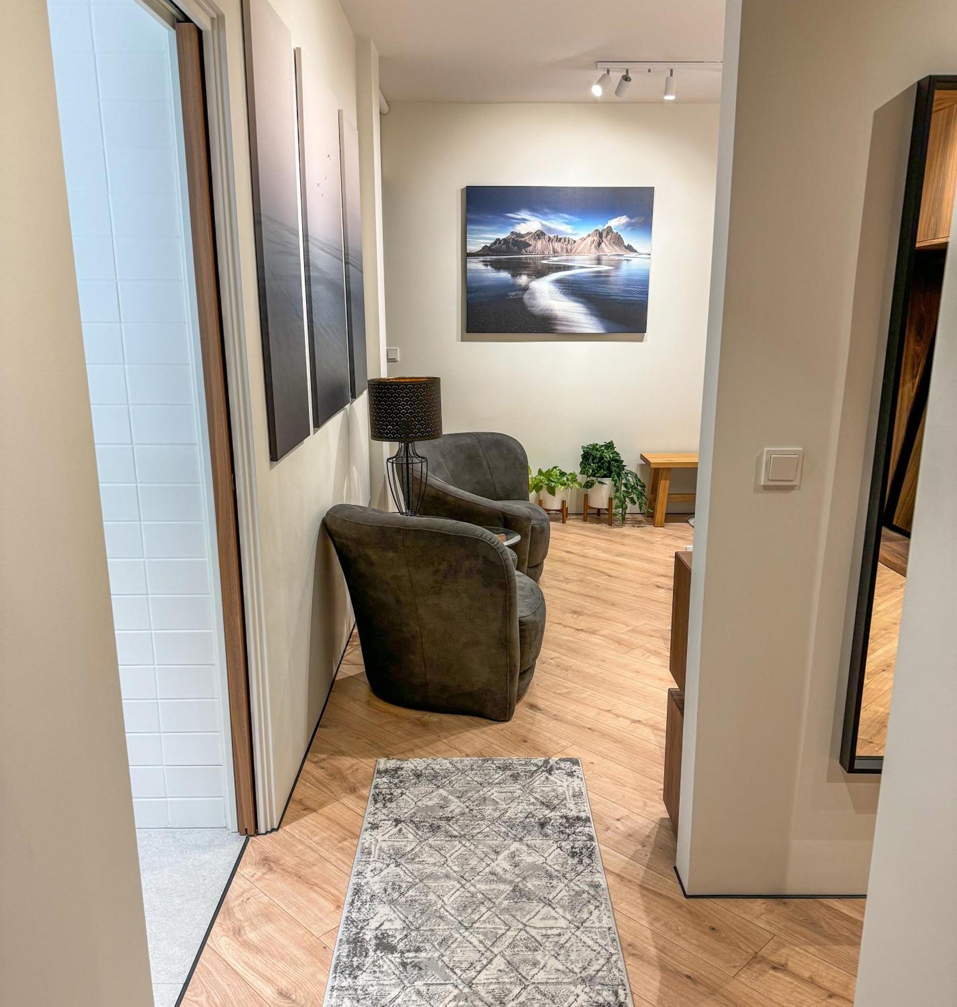 Luxury With Balcony Apartment Reykjavik