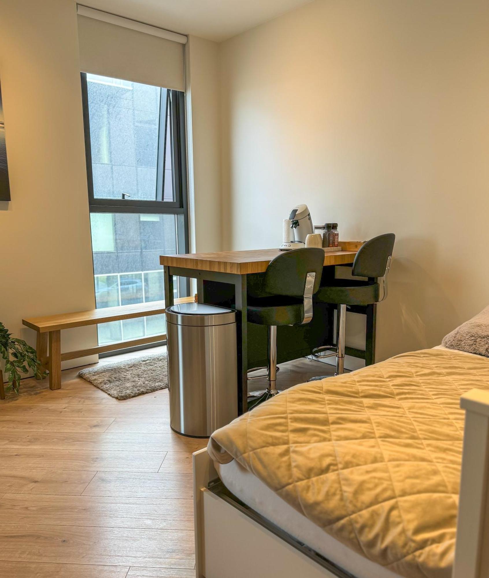 Apartment Luxury With Balcony