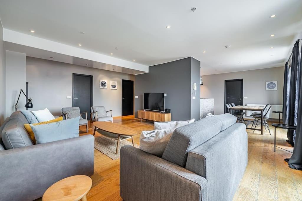 Appartement Luxury Apartment, Prime Location *