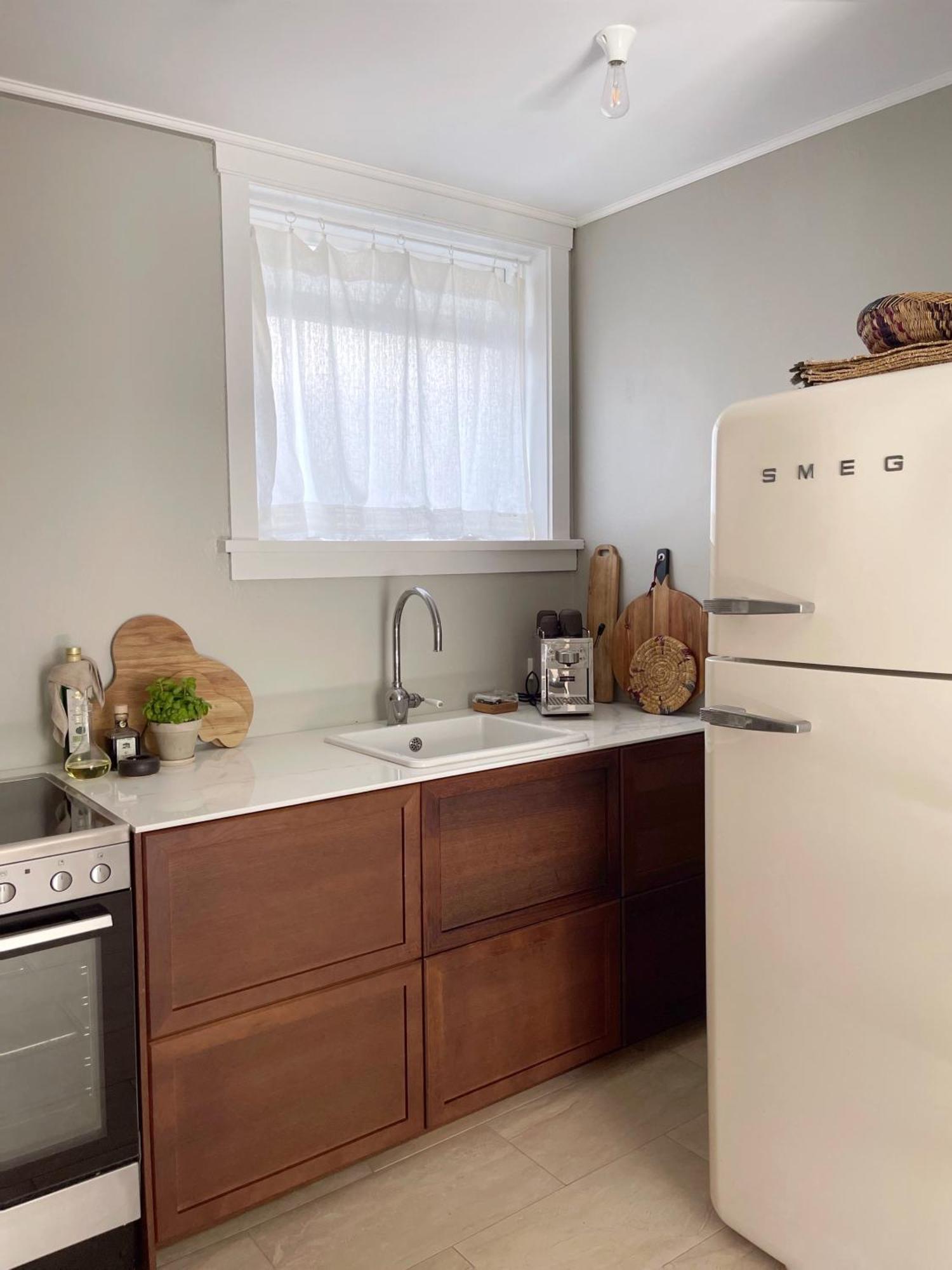 Comfortable And Stylish In Quiet Area Downtown Apartment *