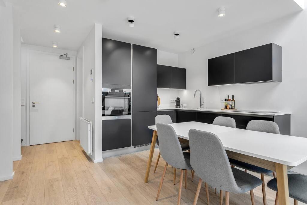 Apartamento Luxury Nest 2b, 1b-heart Of Downtown-free Parking Reiquiavique
