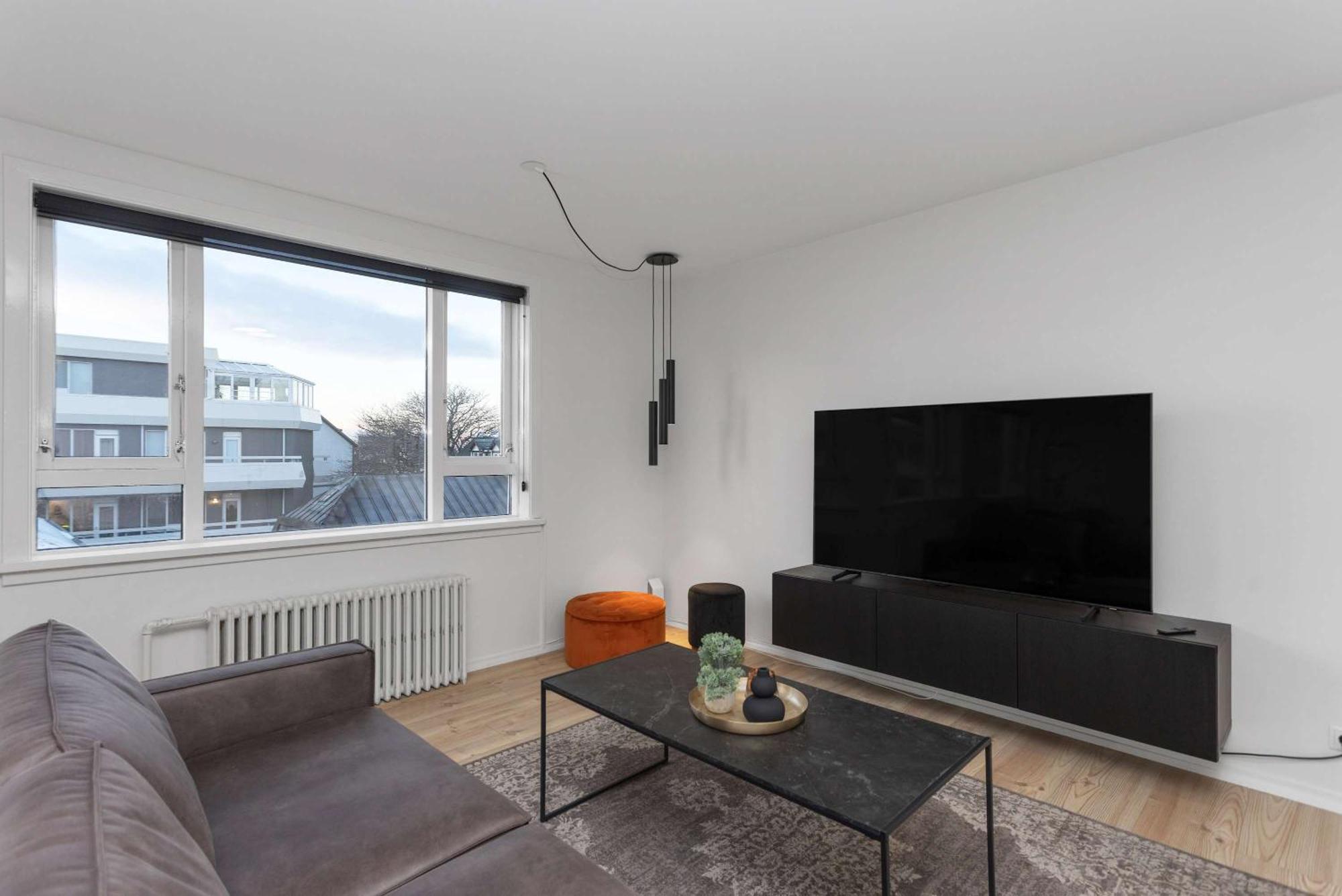 Apartment Spacious 3bedroom On Rainbow Street