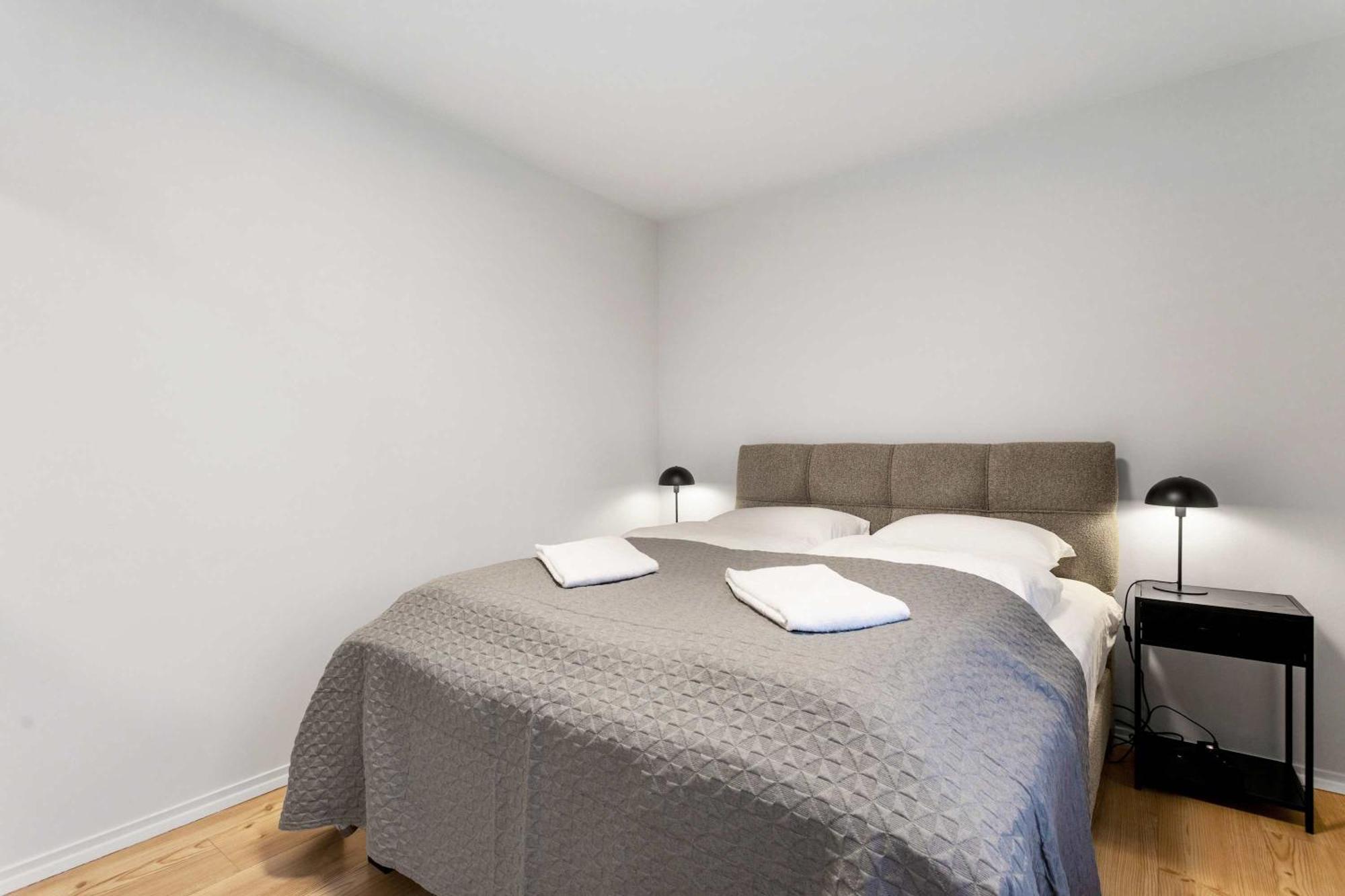 Apartment Spacious 3bedroom On Rainbow Street *