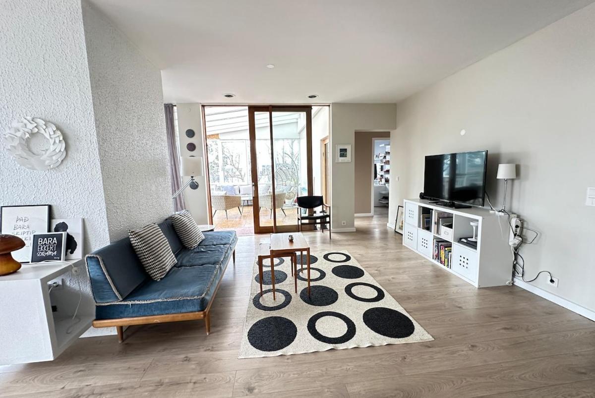 Modern Family Friendly House In Seltjarnarnes - Birta Holiday home Reykjavik