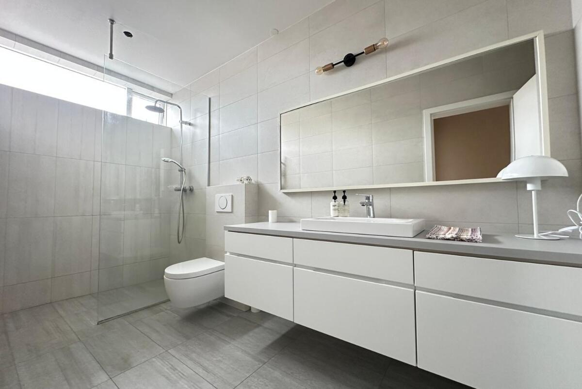 Modern Family Friendly House In Seltjarnarnes - Birta Holiday home