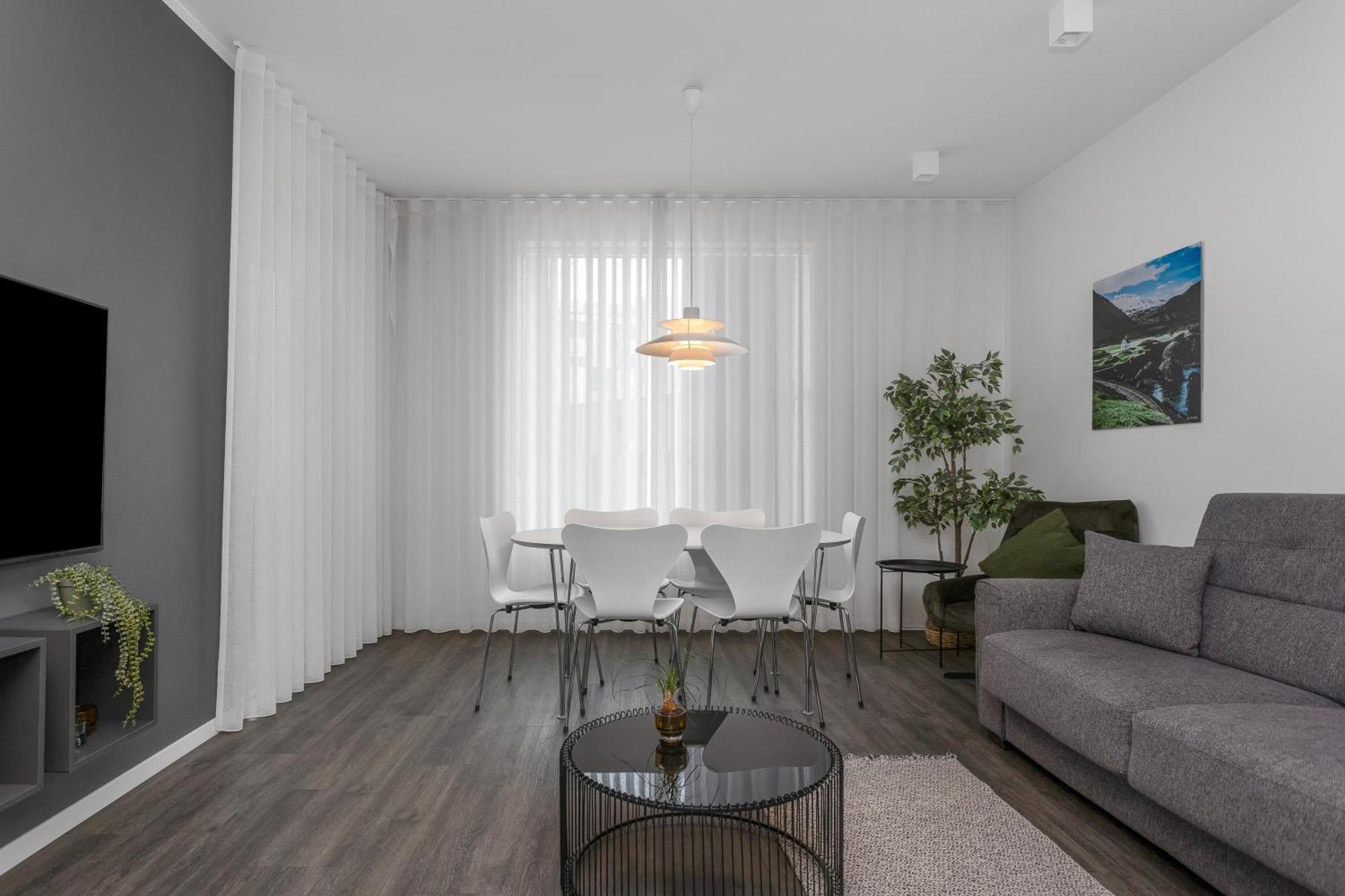 Sif By Heimaleiga Apartment *