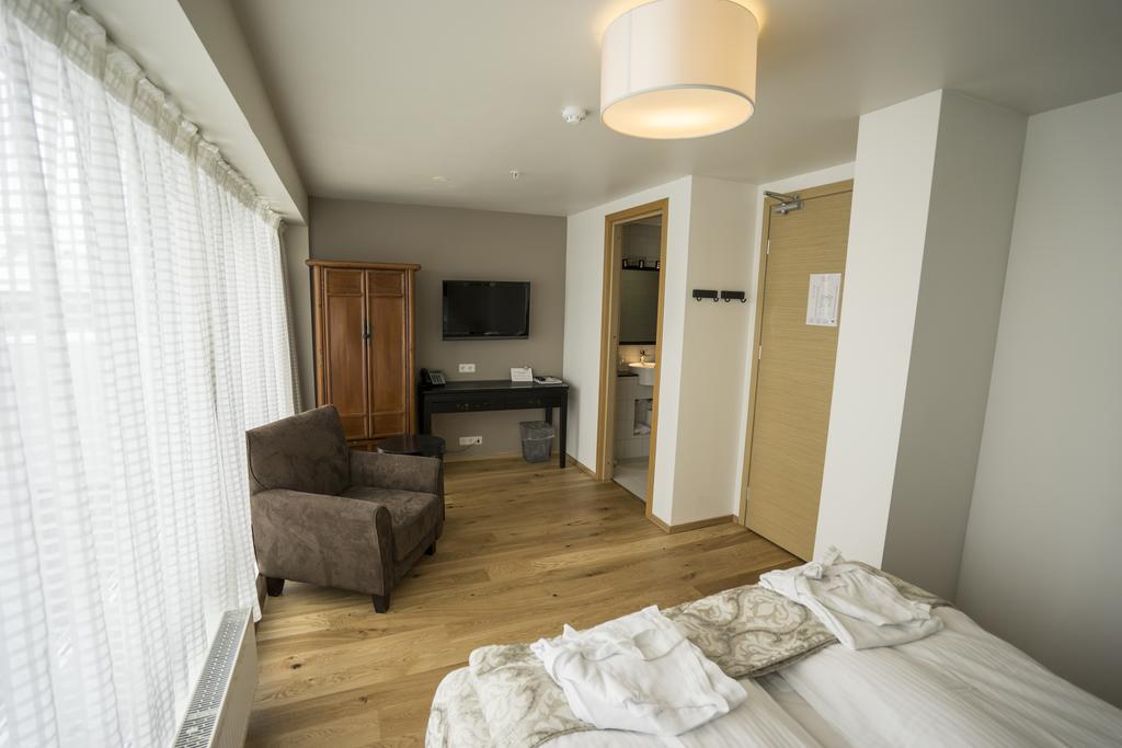 Center Hotel