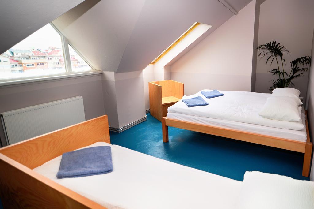 Circle Hostel *