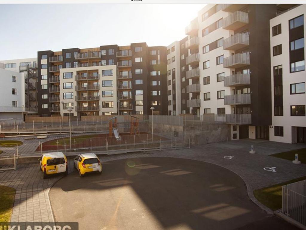 Town * Reykjavik
