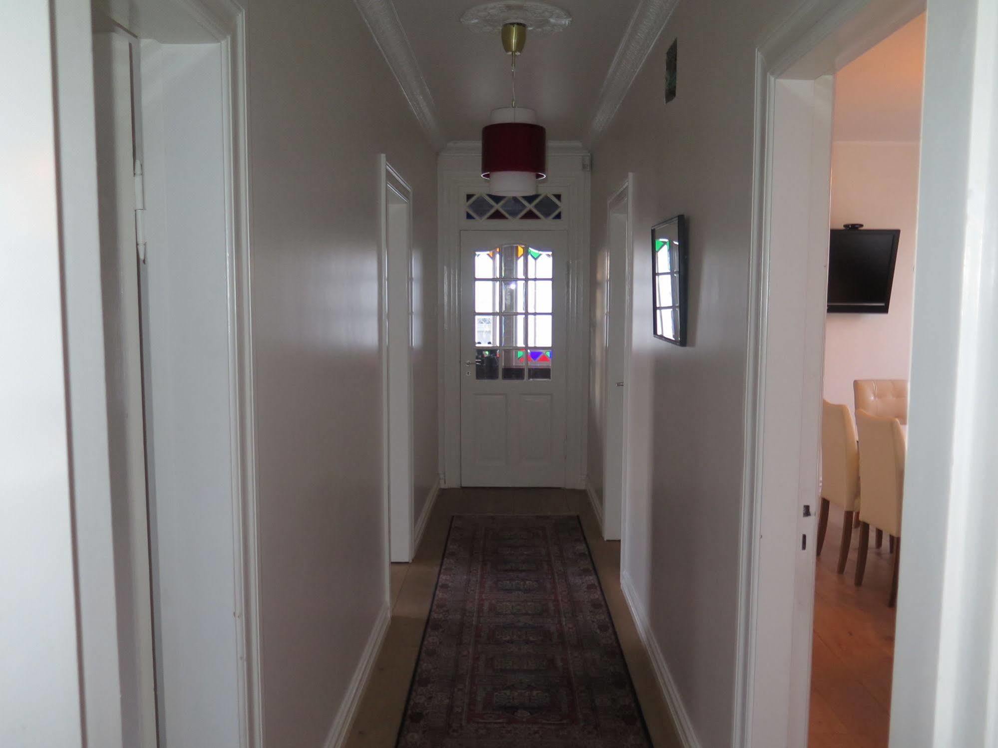32 Tungata Apartment *
