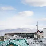 4th Floor Hotel