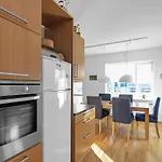 Lovely 3-Bedroom Apartment