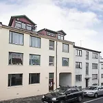 Cozy Stay In Downtown Reykjavik