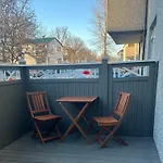 Reykjavik City Center - Privat Studio Apartment