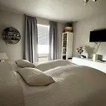 Cozy Icelandic Apartment
