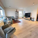 Modern And Spacious 3 Bedroom Apartment In Kopavogur