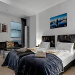 City Center Hotel