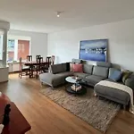 Comfort And Elegance In Downtown, Reykjavik