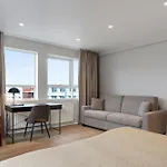 22 Hill Hotel