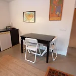 Central Reykjavik - Garden Cottage