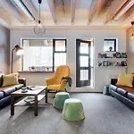 Laekur Hostel