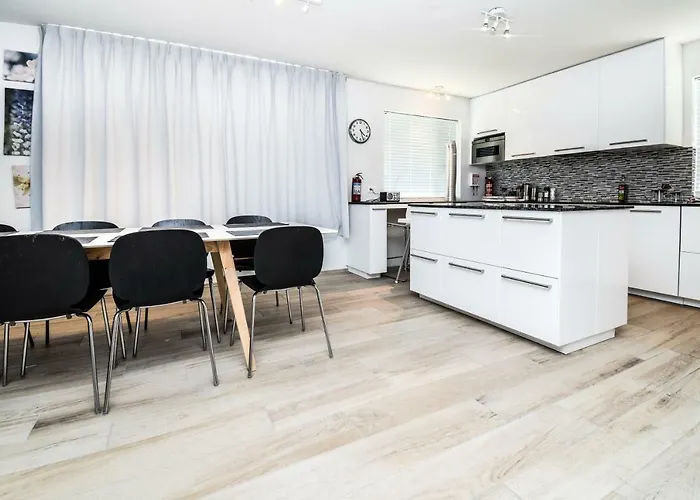 Greenkey Apartment S48