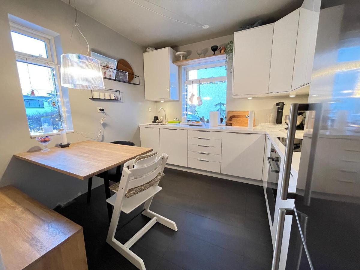 Private 3 Bedroom House In Reykjavik, Cozy And Family Friendly Reykjavík