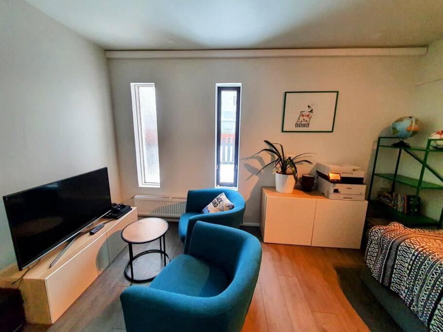 Villa Modern And Spacious House In Seltjarnarnes.