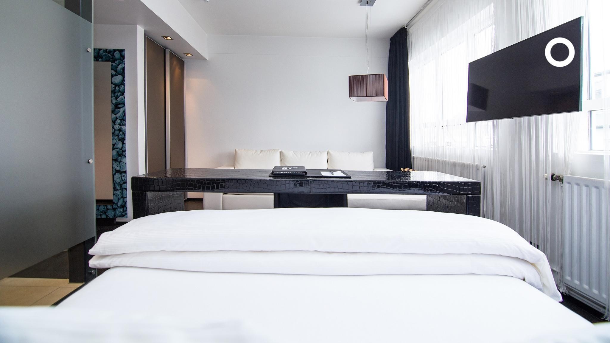 Thingholt By Center Hotel