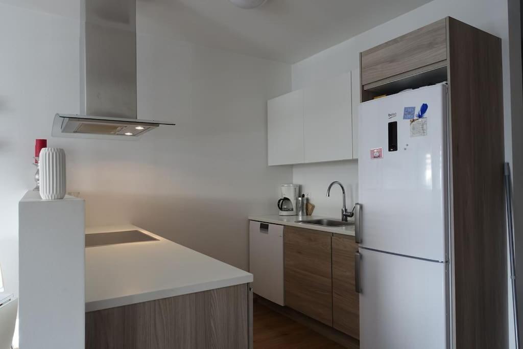 Beautiful Flat In Downtown With A Veiw Reykjavik