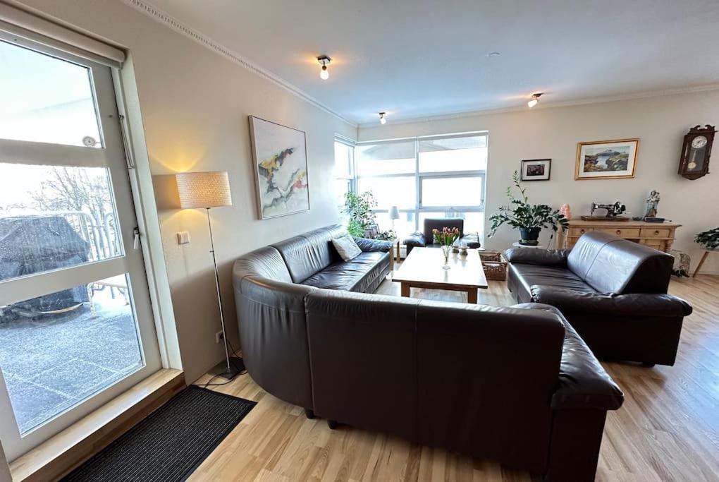 Spacious And Family Friendly In Apartment Reykjavík