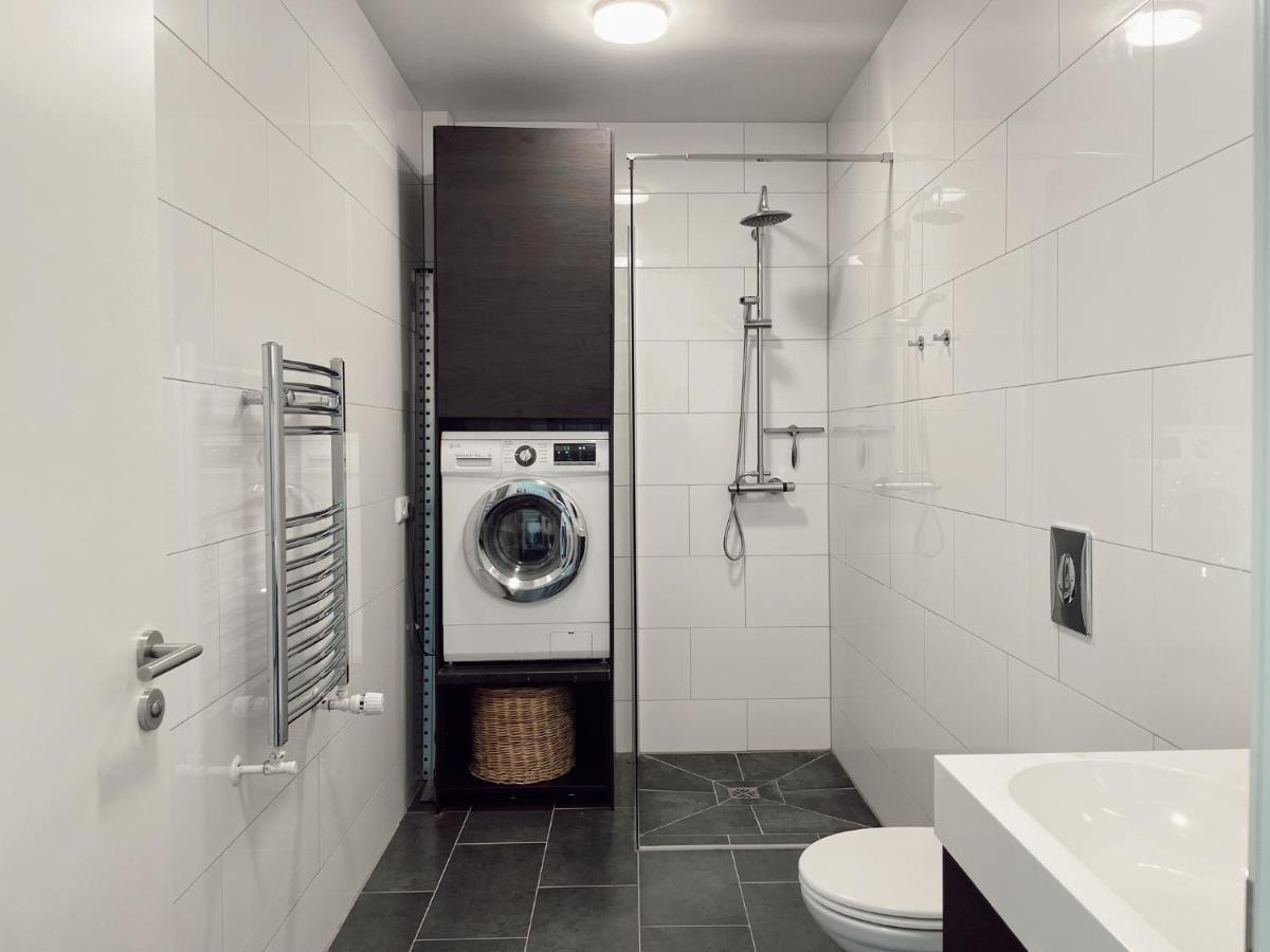 Centrally Located, Comfy, And Spacious Apartment. * Reykjavik