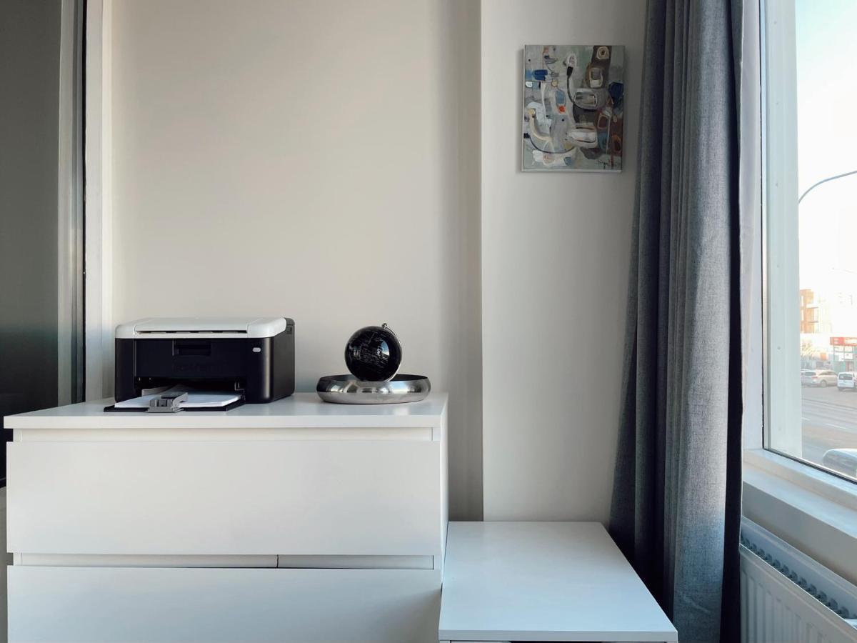 Centrally Located, Comfy, And Spacious Apartment.