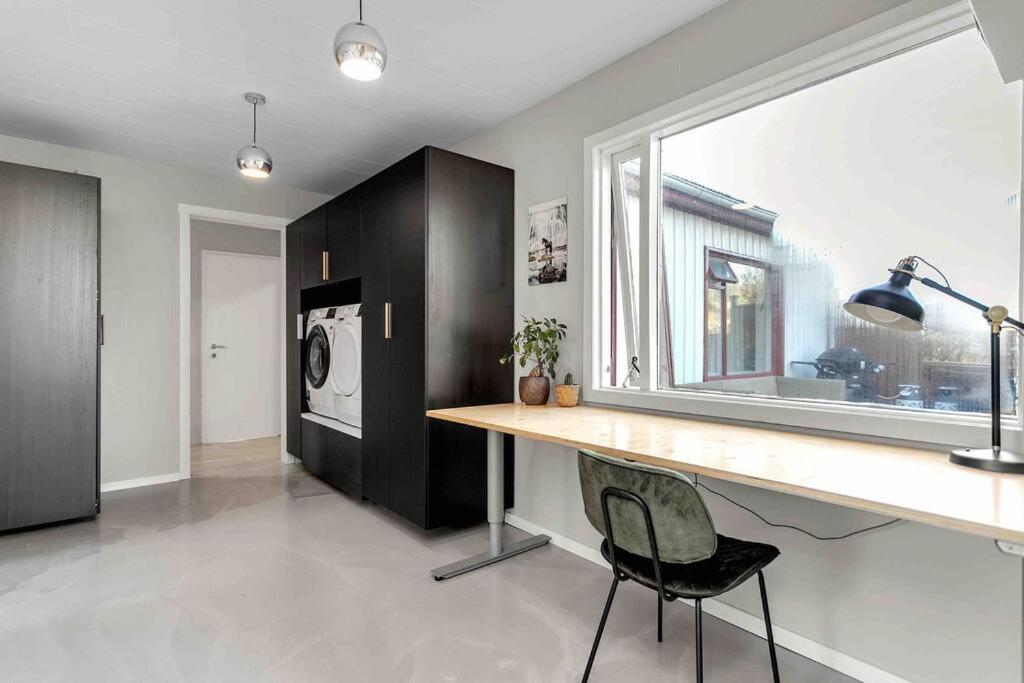 Apartment Bright And Beautiful House Reykjavik