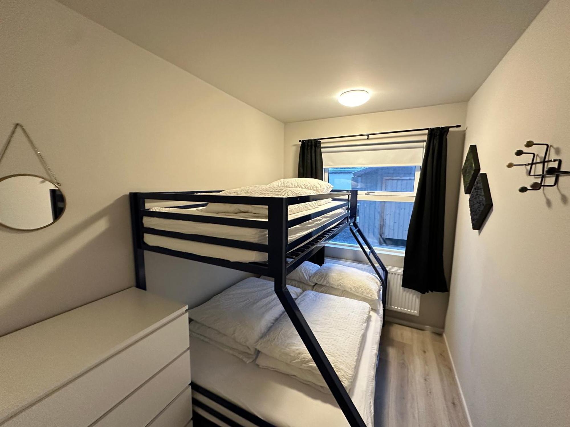 Spacious And Family Friendly In Kopavogur * Reykjavik
